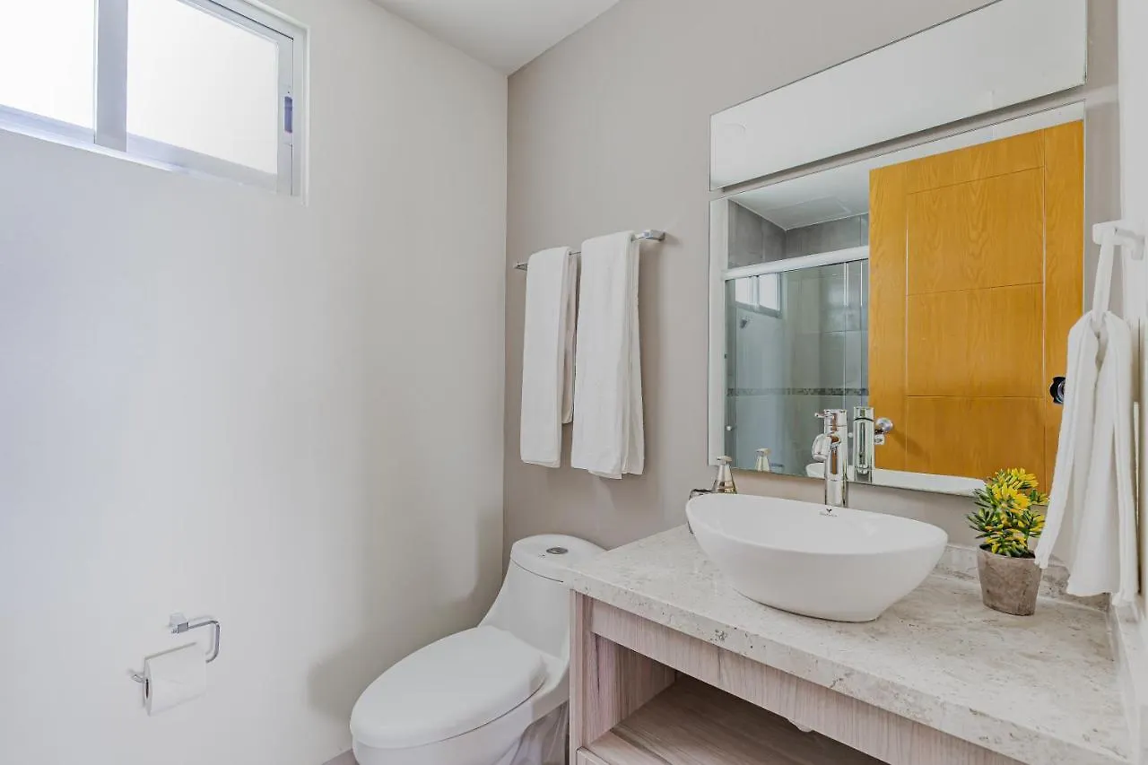 Near Airport - 3 Bedrooms - Ideal For Families! Cancún 0*,  Mexiko