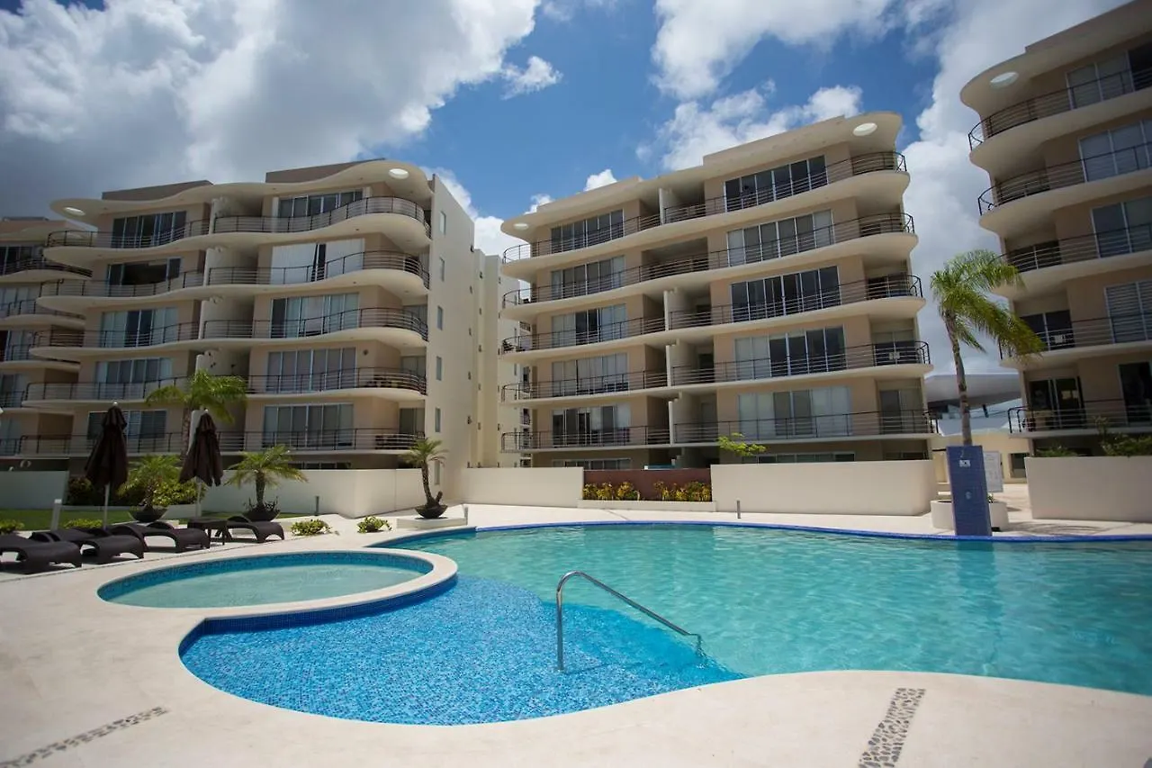 Near Airport - 3 Bedrooms - Ideal For Families! Cancún